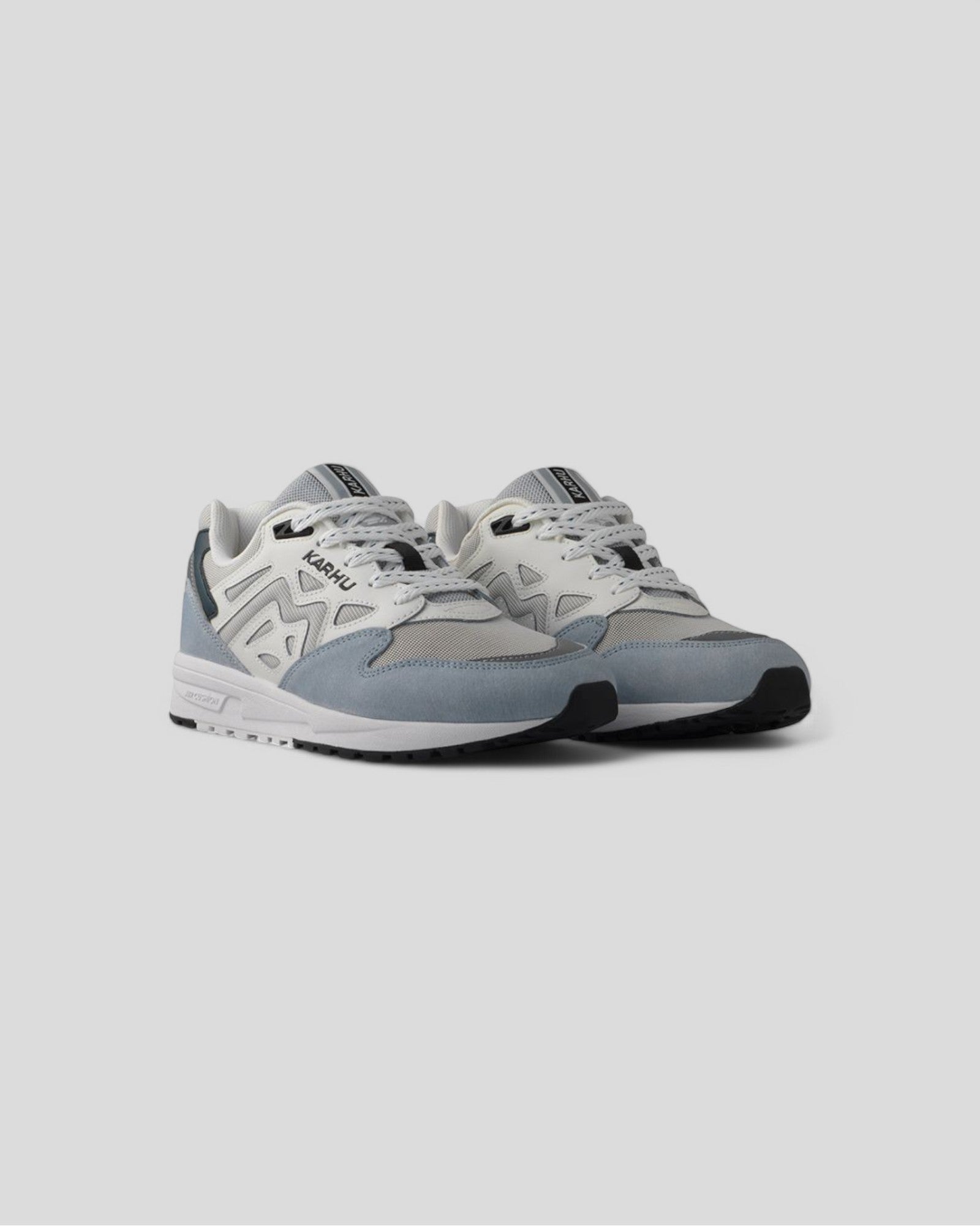 Karhu || Legacy 96 - Pearl Blue/ Bright White Karhu