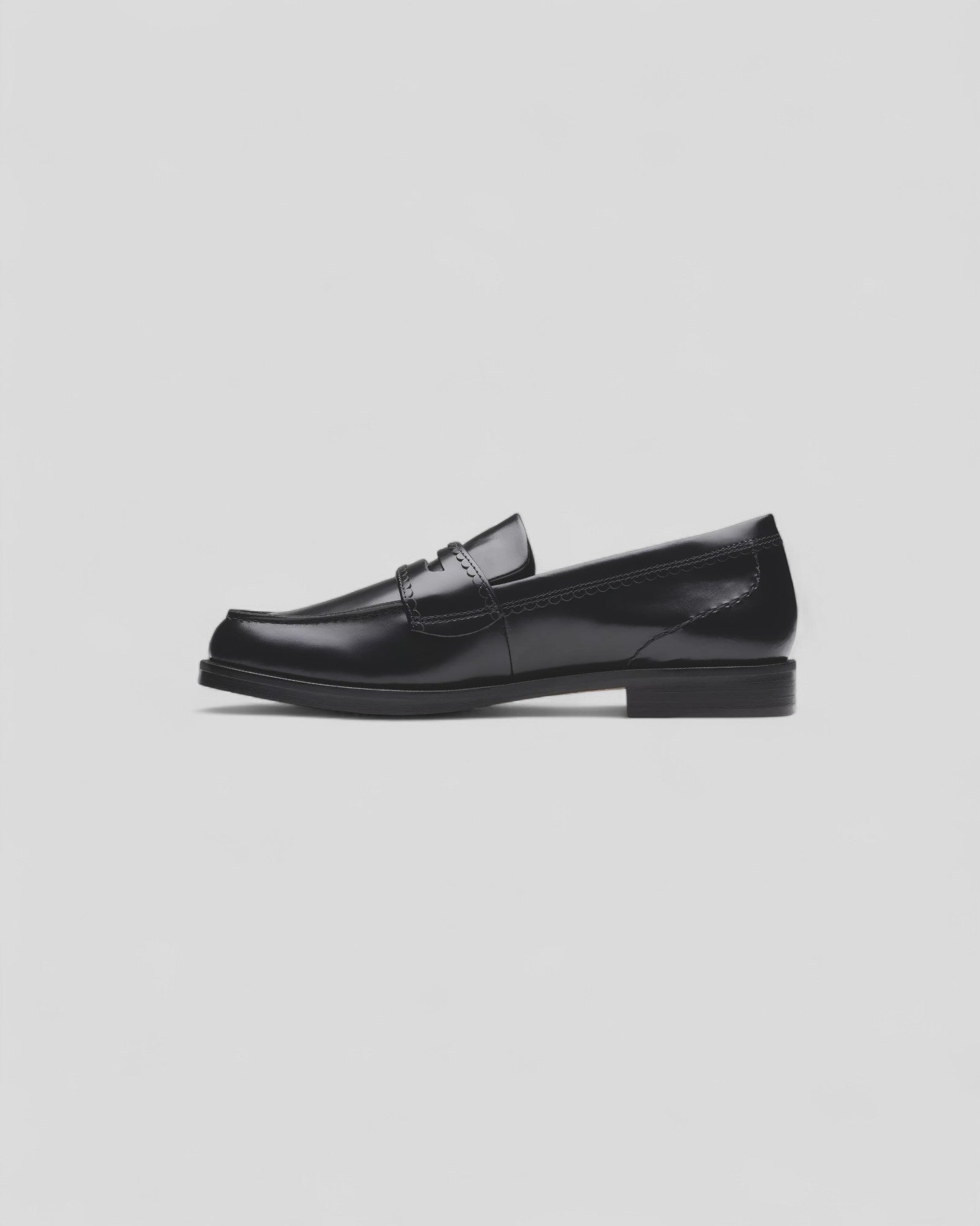 Clarks || Straven Edge - Black Leather Clarks
