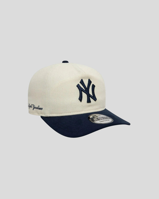 New Era || Golfer New York Yankees Script - Precurved Crème