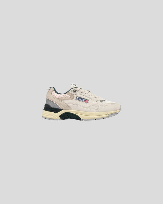 Autry || Hyperway Low Wom - EH02 White/ Pink Autry