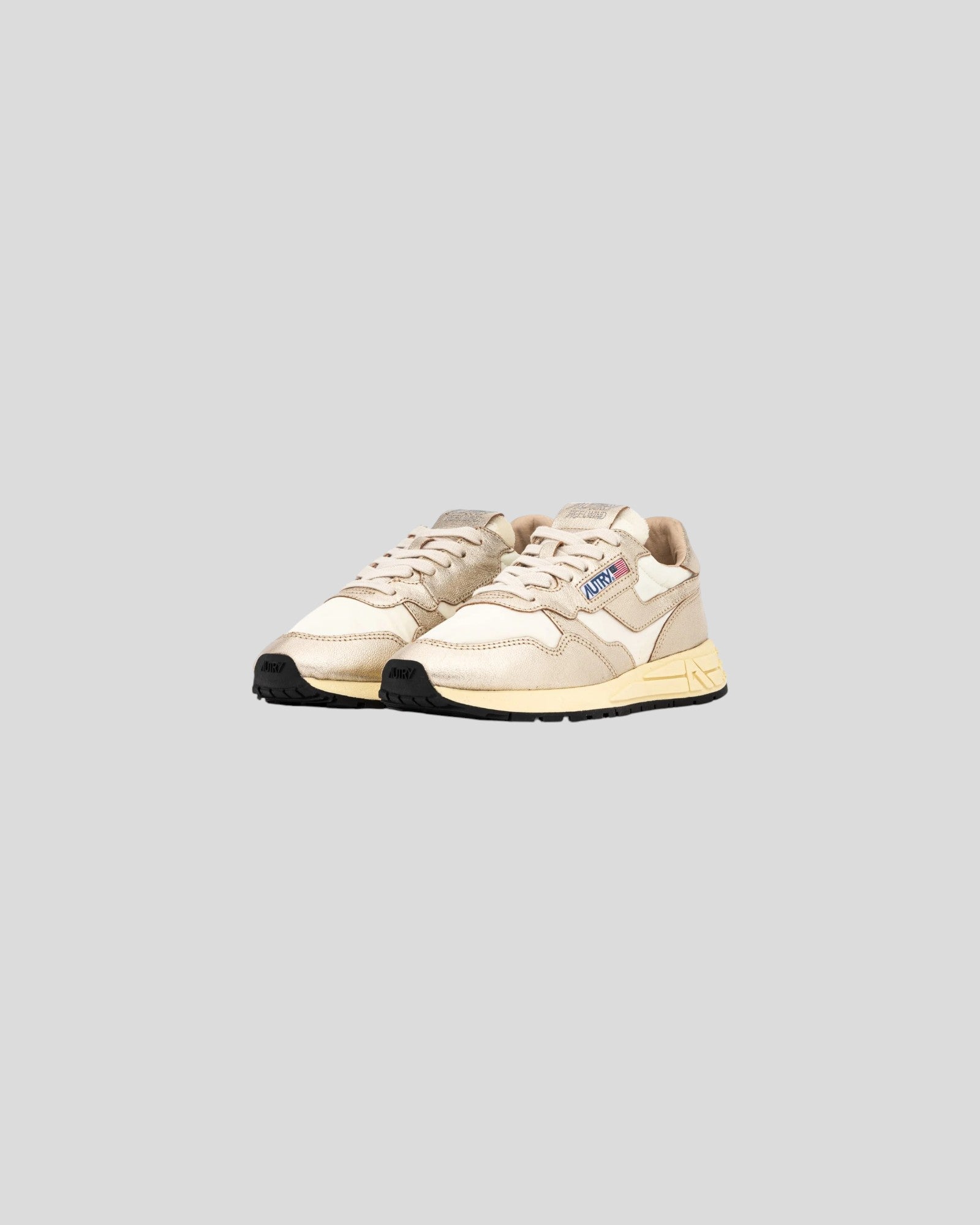 Autry || Reelwind Low Wom - AN02 White / Gold Autry
