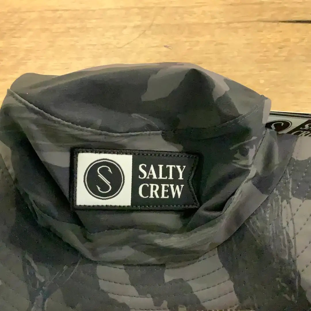 Salty crew || Alpha tech boonie || Black camo Salty Crew
