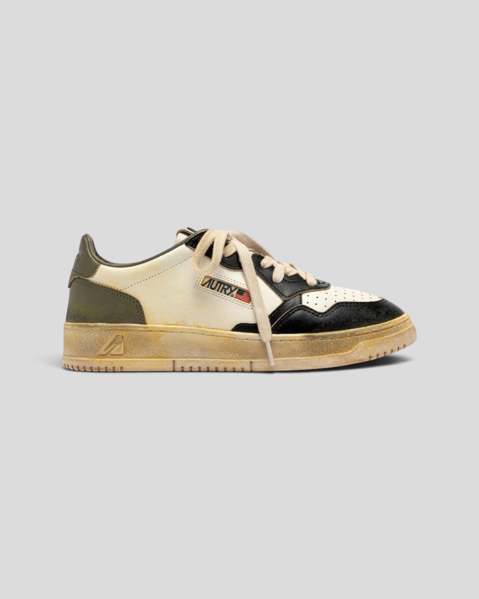 Autry || Super Vintage SV06 - White/ Black / Kaki - M' Autry