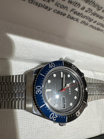 Timex || M79 Automatic - Silver Batman Timex