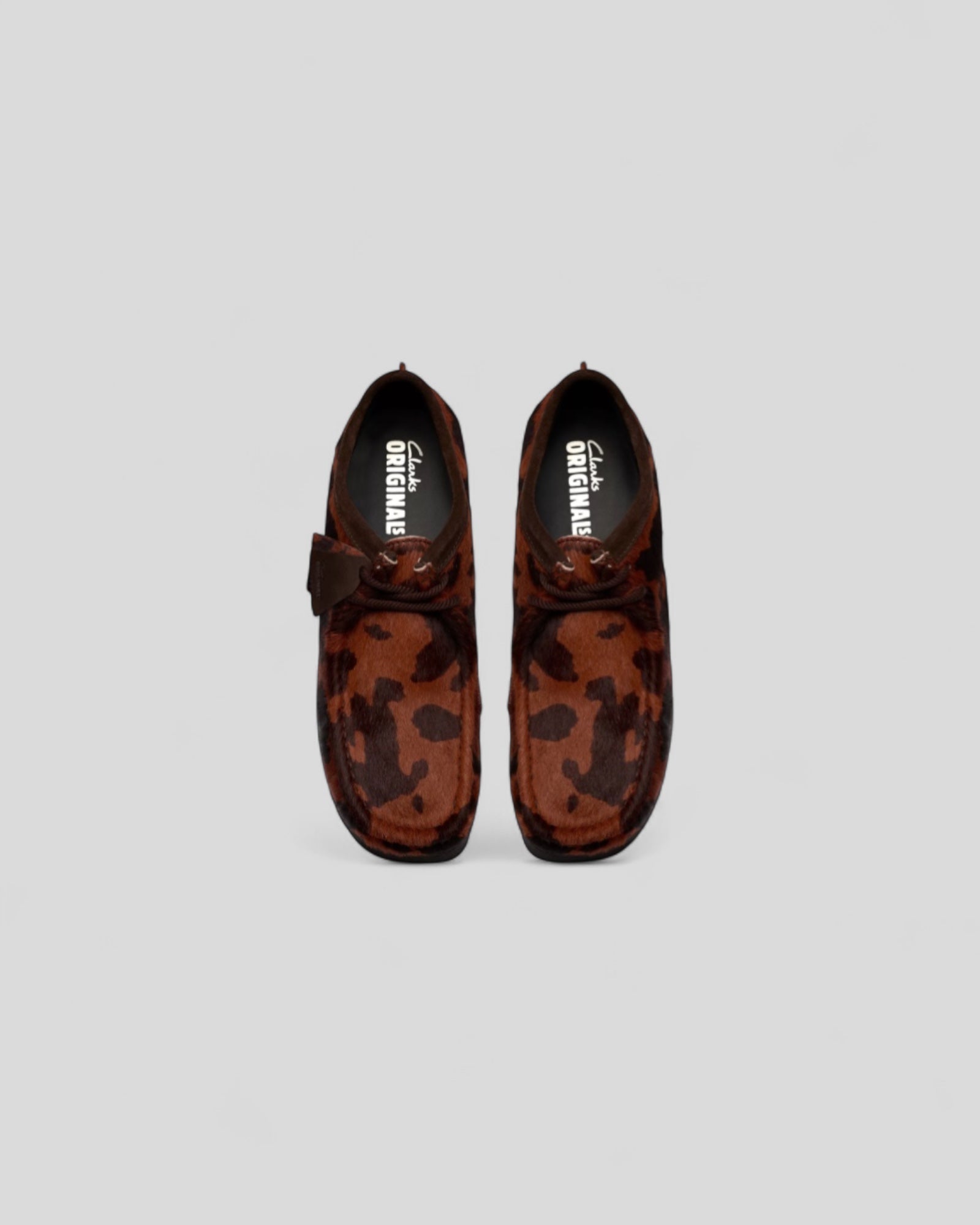 Clarks || Wallabee - Brown Cow Print - M' Clarks