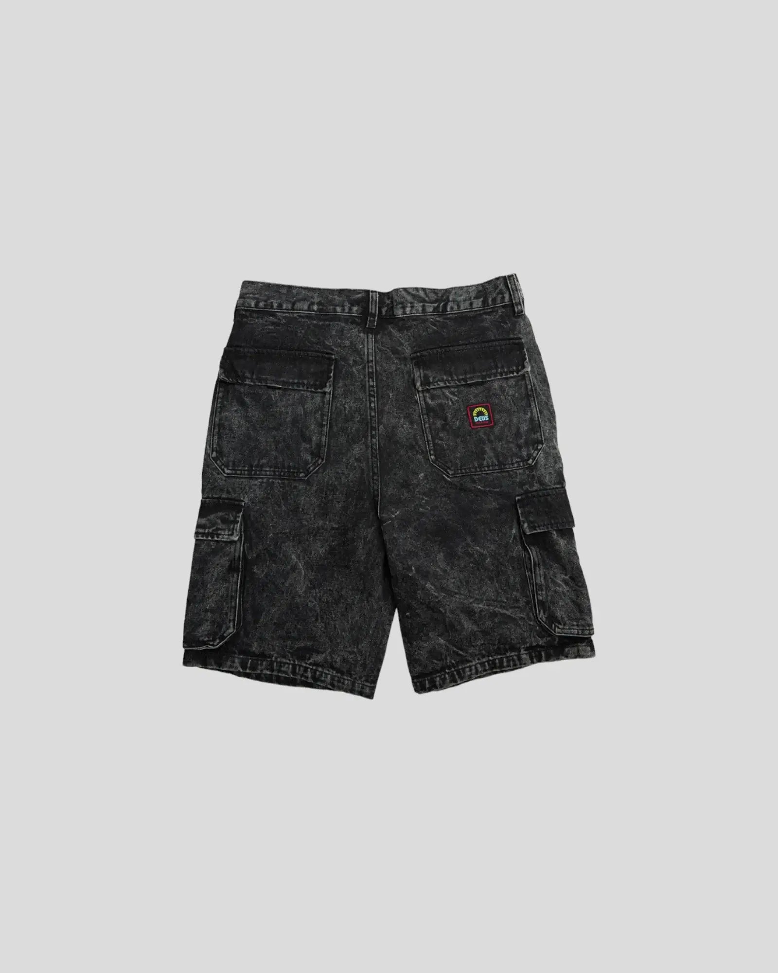 Deus ex Machina || Burly Cargo Short - Mid Black Deus ex machina