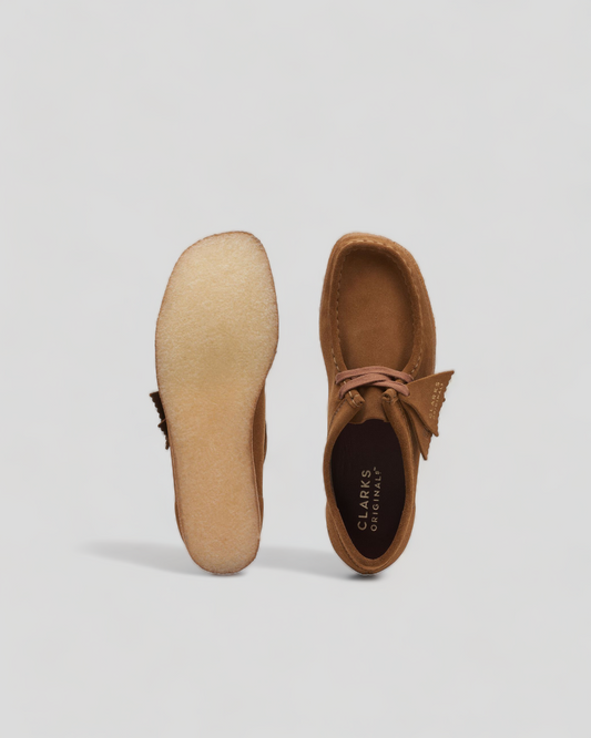 Clarks || Wallabee - Cola