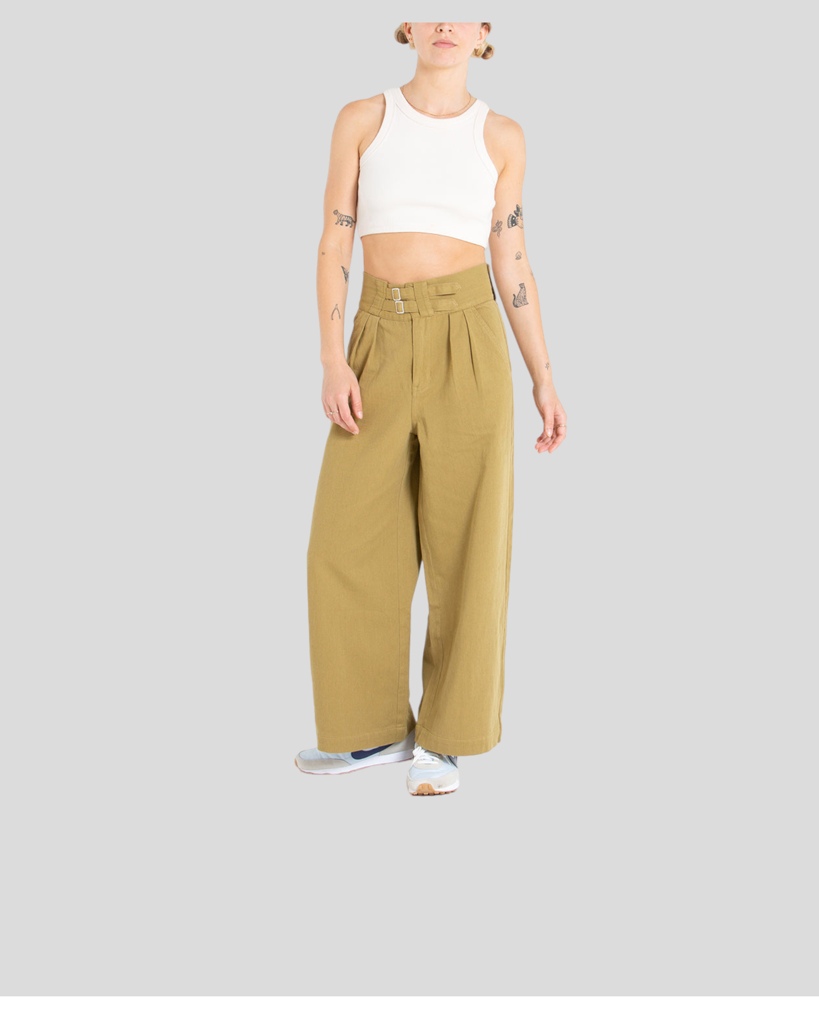 Deus || Gray Tailored Pant - Ecru/ Olive Deus ex machina