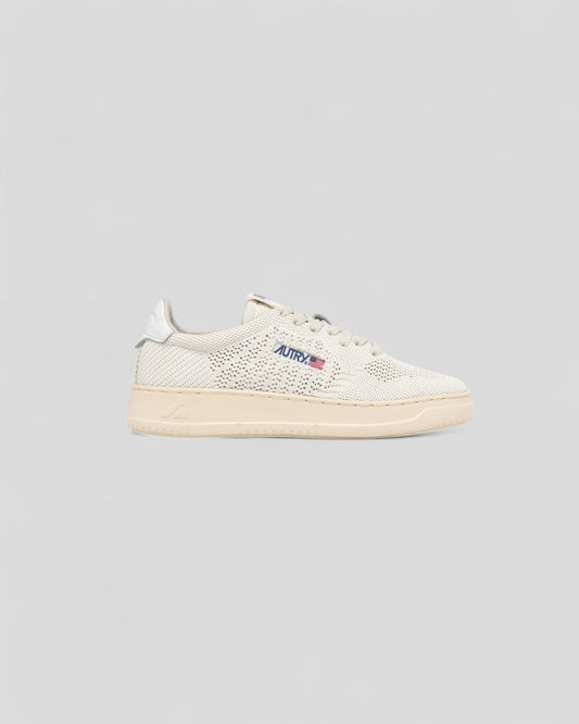 Autry || Medalist Low Wom - KN08 White/ Ivory Autry