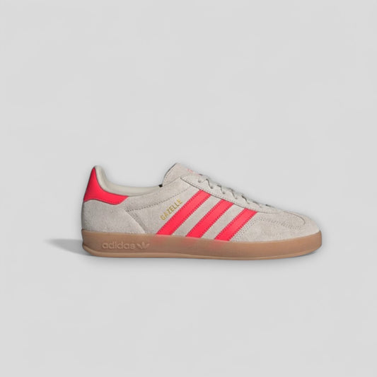 Adidas || Gazelle Indoor - Beige / Lucid Red / Cloud White - M' Adidas
