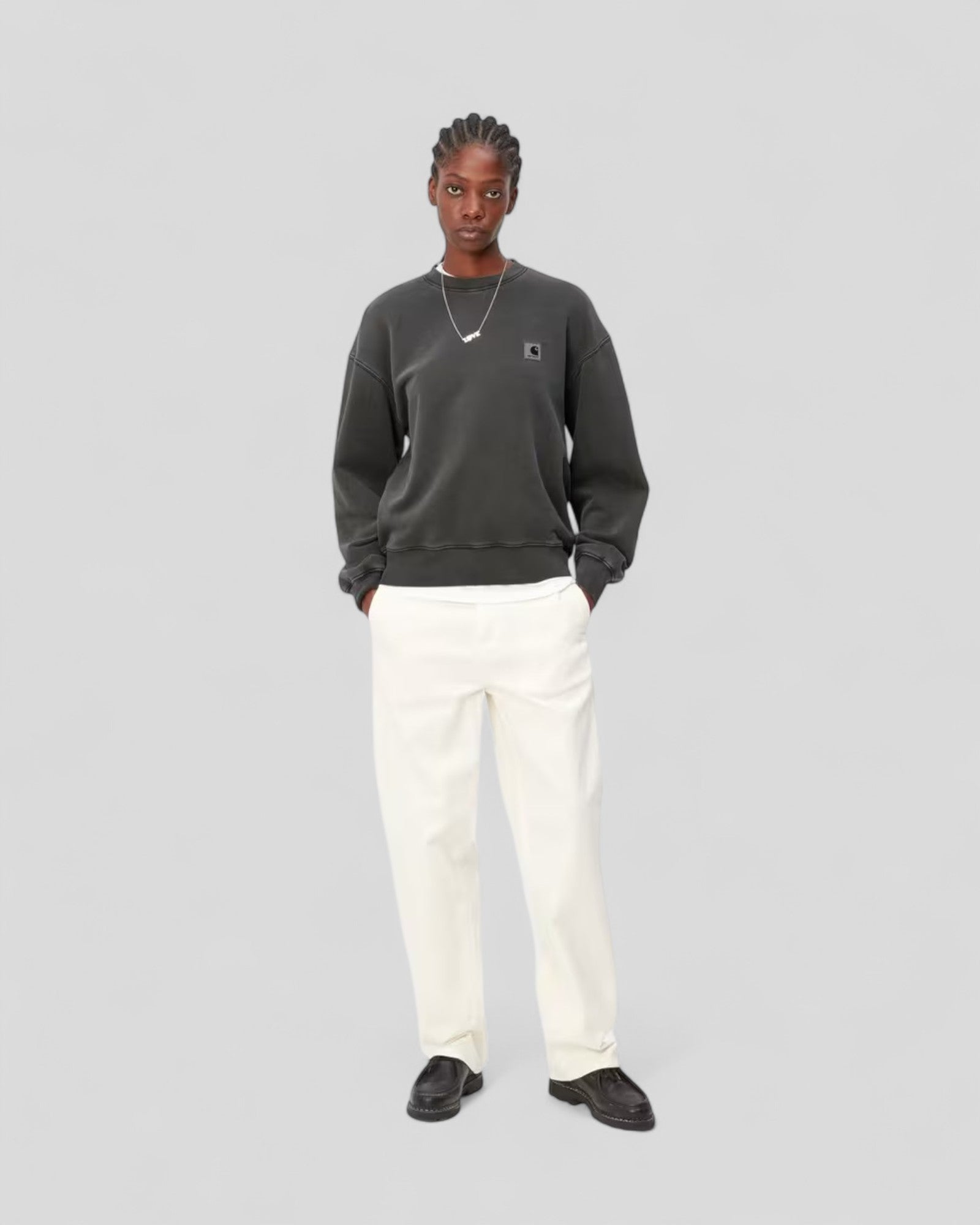Carhartt || W' Nelson Sweatshirt - Black Garment Dyed Carhartt