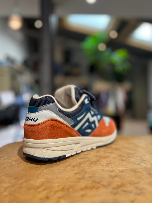 Karhu || Legacy 96 - Arabesque/Reflecting Pond Karhu