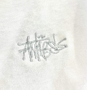 Antibes || Graff Logo Broderie - White/White Antibes