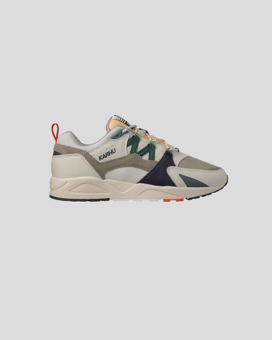 Karhu || Fusion 2.0 - Lily White/ Foliage Green Karhu