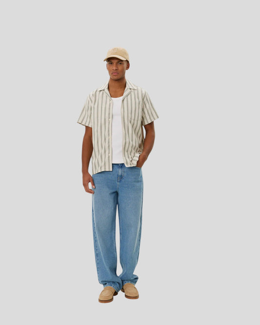 Les Deux || Lawson Stripe SS Shirt - Ivory/ Chive Green