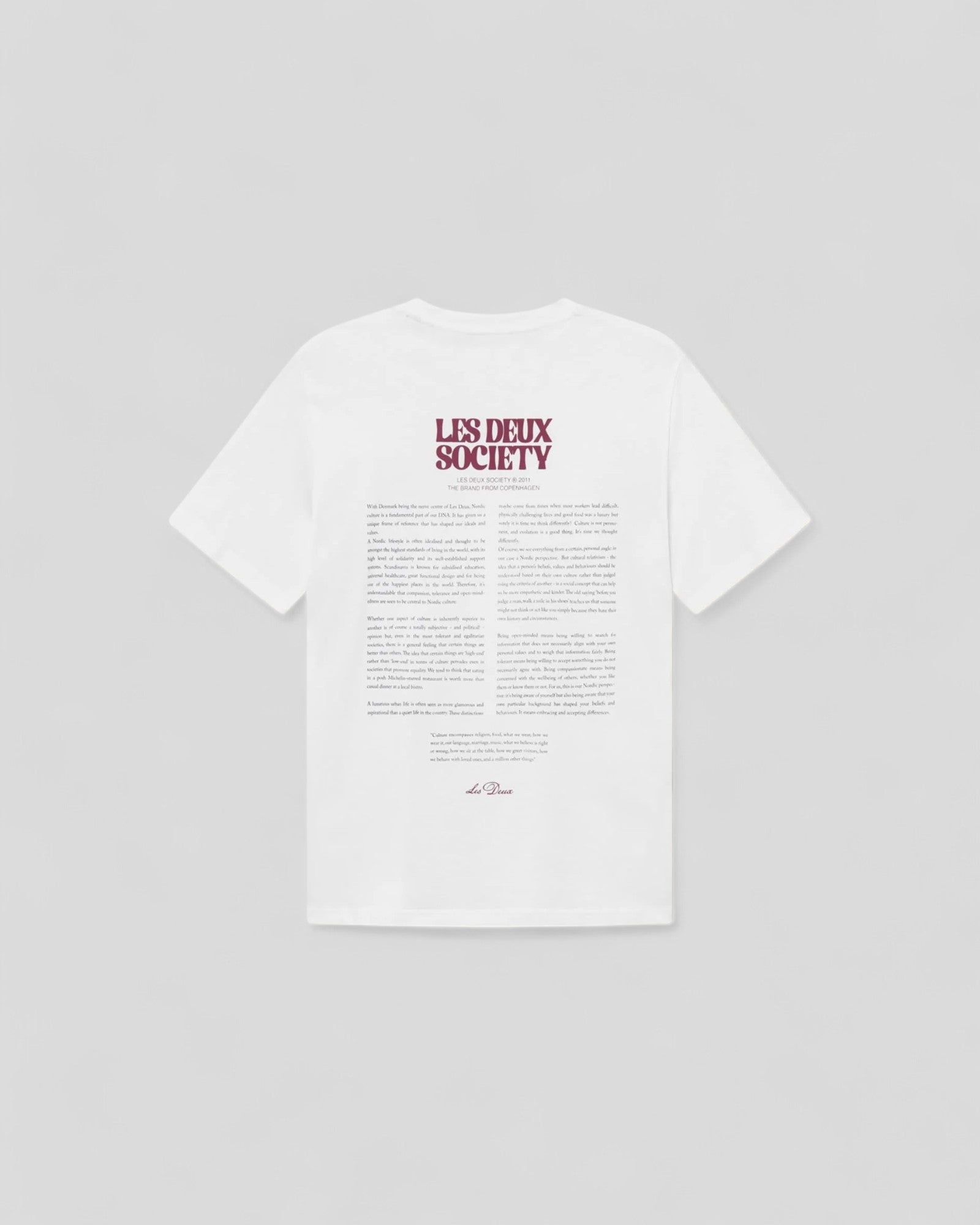 Les Deux || Society T-Shirt - White/ Beet red Les Deux
