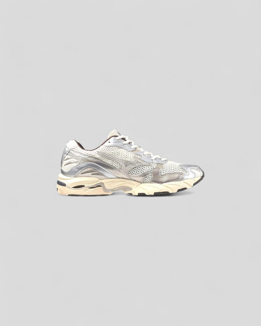 Mizuno || Wave Rider 10 - Silver Mizuno