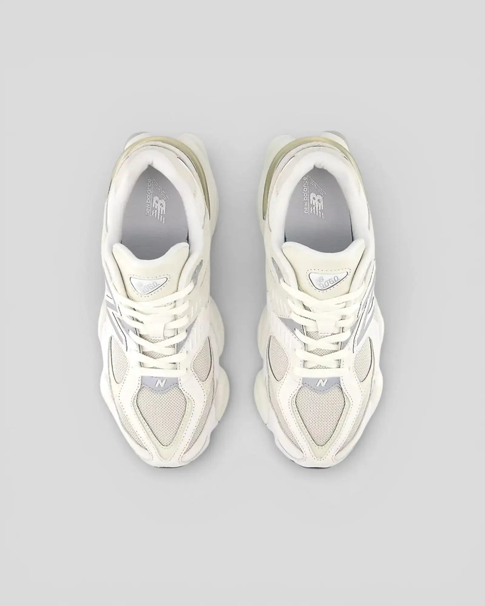 New Balance || U9060WHT - Sea Salt/ Moonbeam New Balance