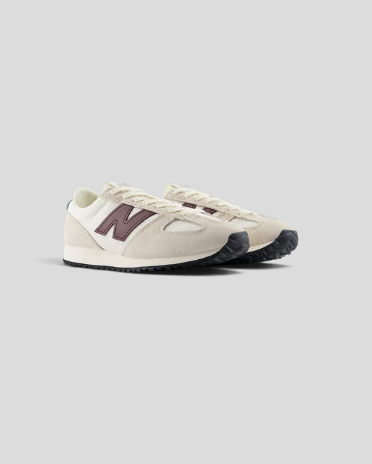 New Balance || U4718Y4 - Beige/ Bordeau New Balance