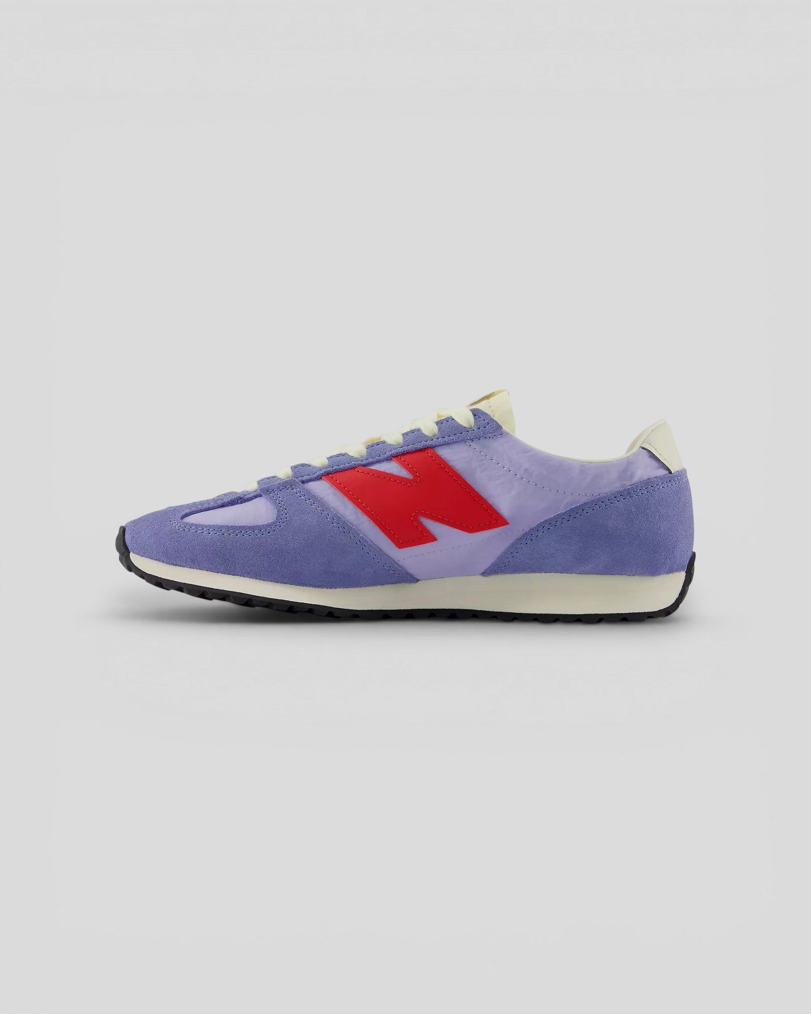New Balance || U4716SA - Rosewood/ Fire Craker New Balance
