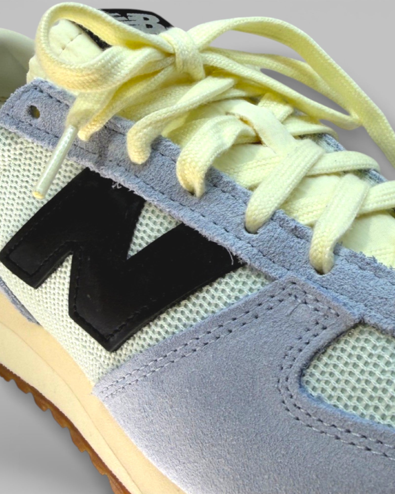 New Balance || U4714HN - Bleu ciel/Cream - M' Atalante Store