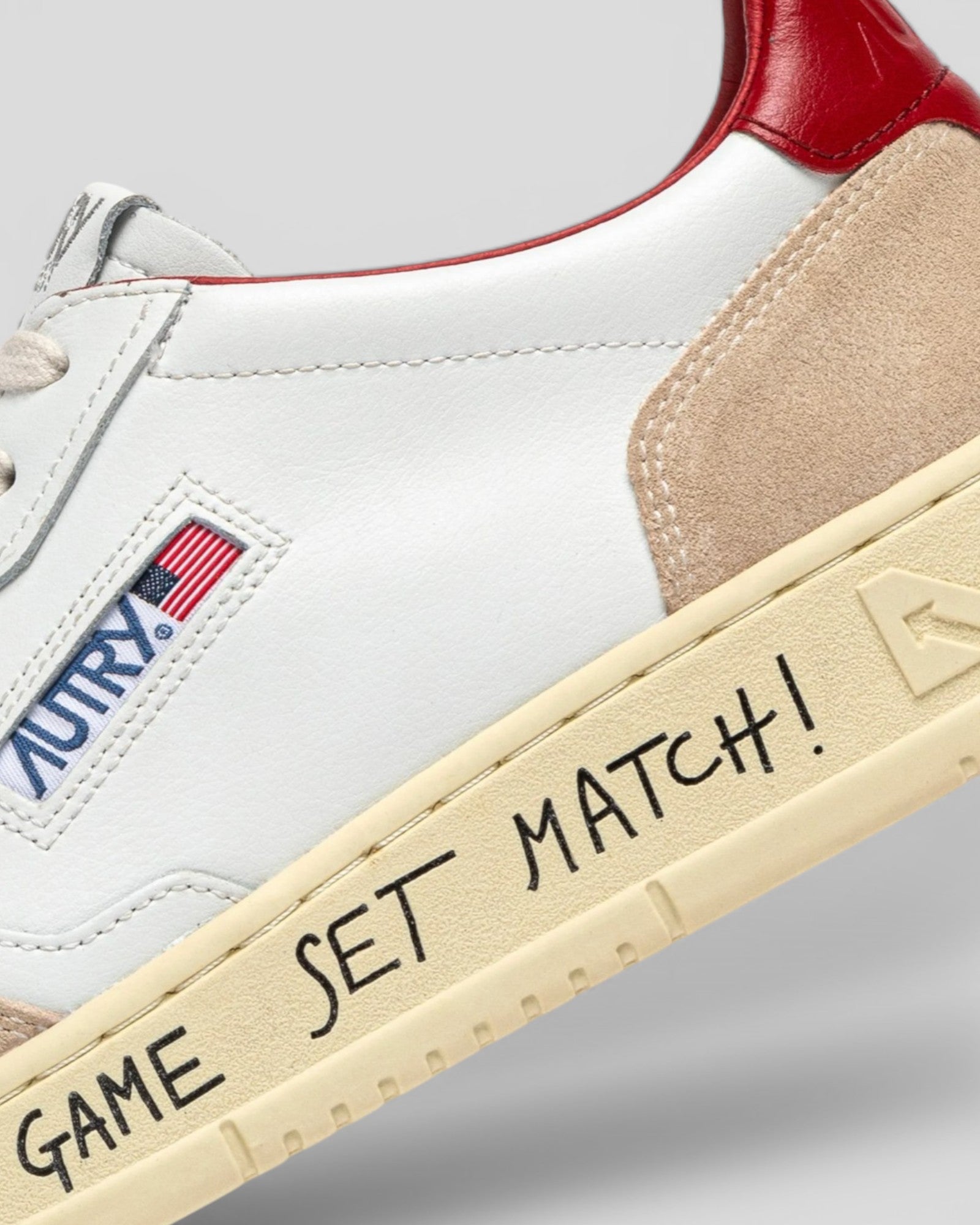 Autry || Medalist MA10 - Game Set Match - Suede Red/White - M' Autry