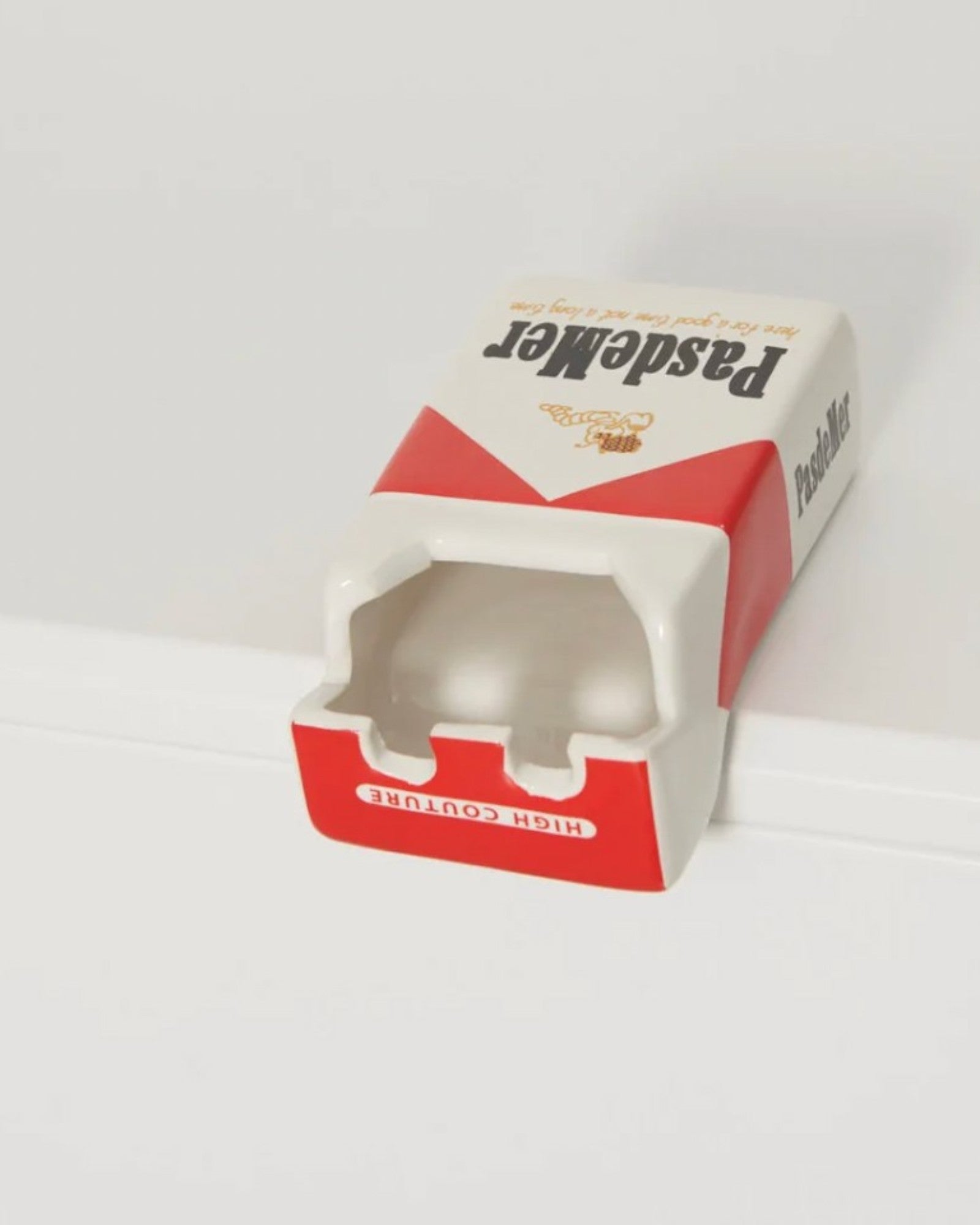 Pasdemer || Not Long Time Ashtray - Ceramic - M’ Pasdemer