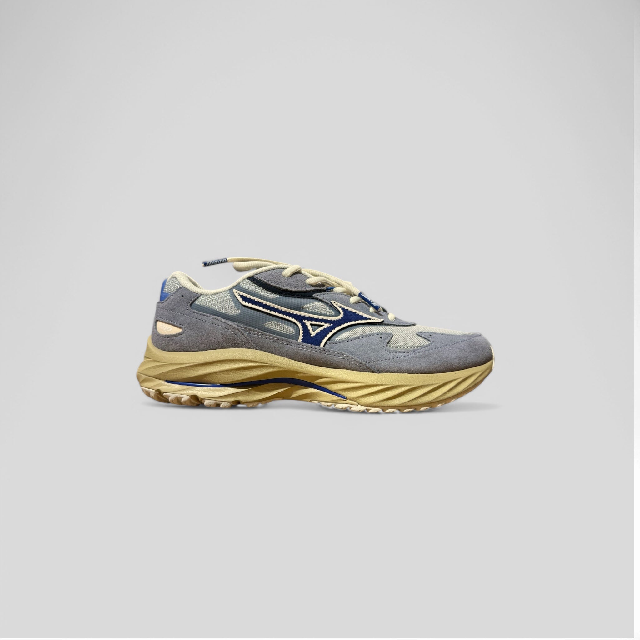 Mizuno || Wave Rider B - Lavender/Royal Blue - M" Mizuno