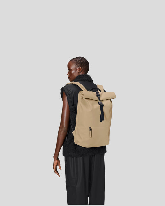 Rains || Rolltop Rucksack - Sand Rains