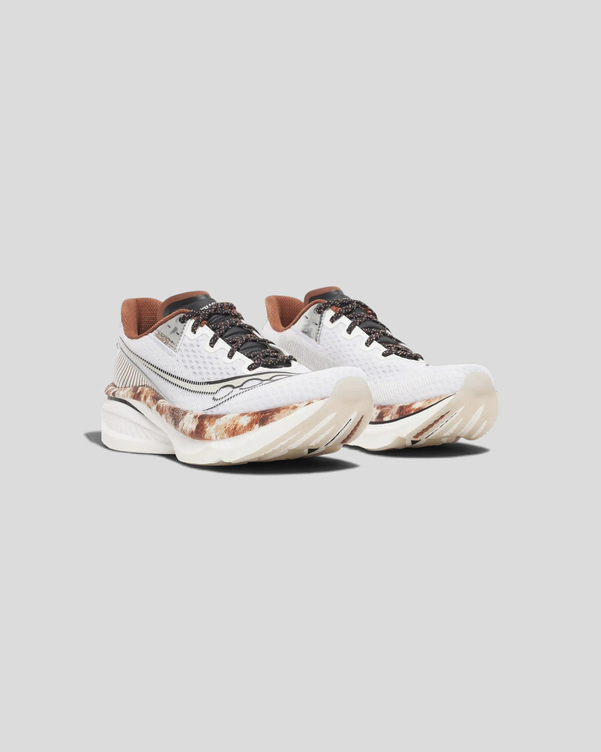 Saucony Endorphin Azura - White/Chrome/Cow - M' Saucony