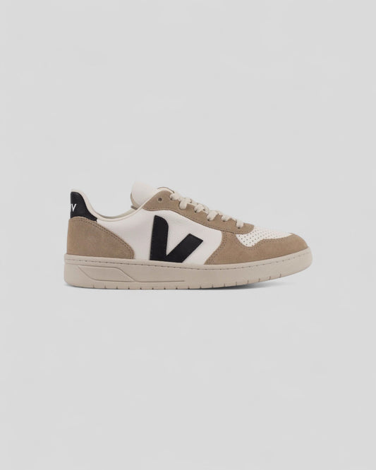 VEJA || V-10 || Extra white black sahara Veja