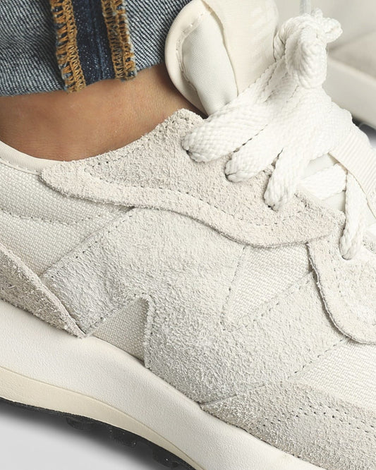 New Balance || U327WTH - Linen/ Sea Salt