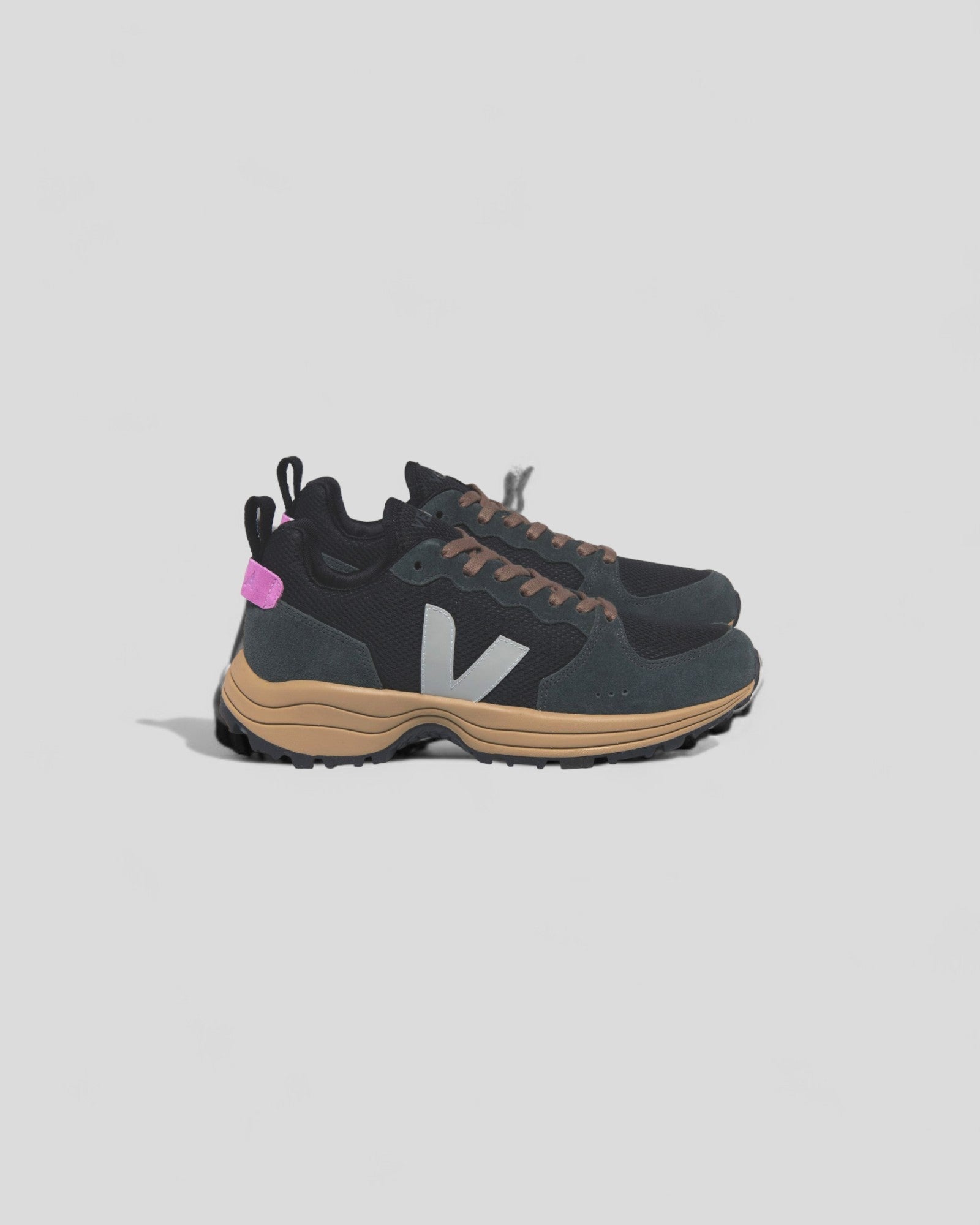 Veja || Venturi II Alveomesh - Black/ Oxford Grey Dune