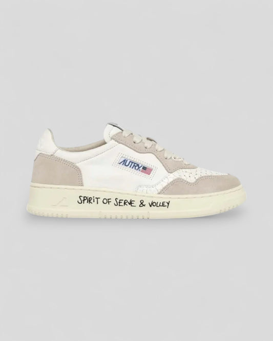 Autry || Medalist - VY01 - White/Sand Autry