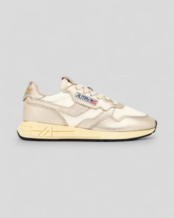 Autry || Reelwind Low Wom - AN02 White / Gold Autry