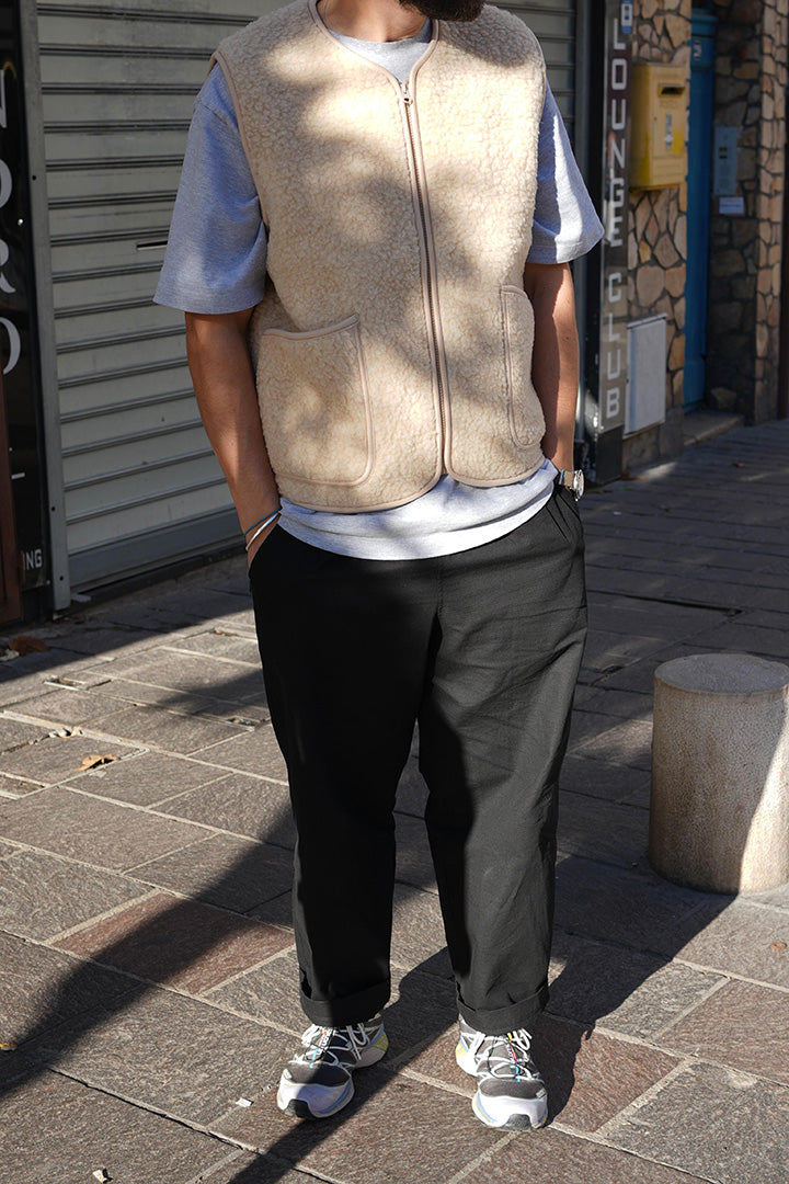 Gilet sans manches Coldbreaker Pepitko Vest Beige porté, vue de face en situation