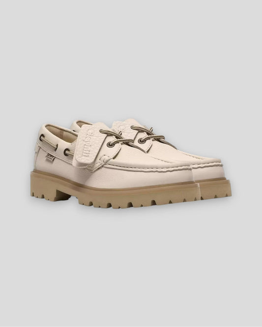 Clarks || Cleyhill Boat - Creme Leather Clarks