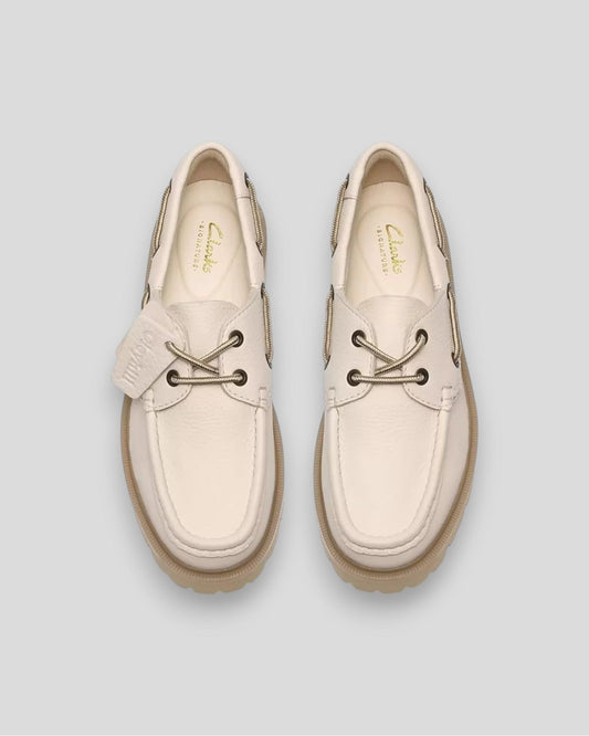 Clarks || Cleyhill Boat - Creme Leather Clarks