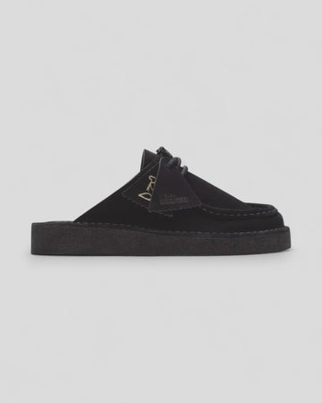 Clarks || DSRTNomad Mule - Black Side Clarks