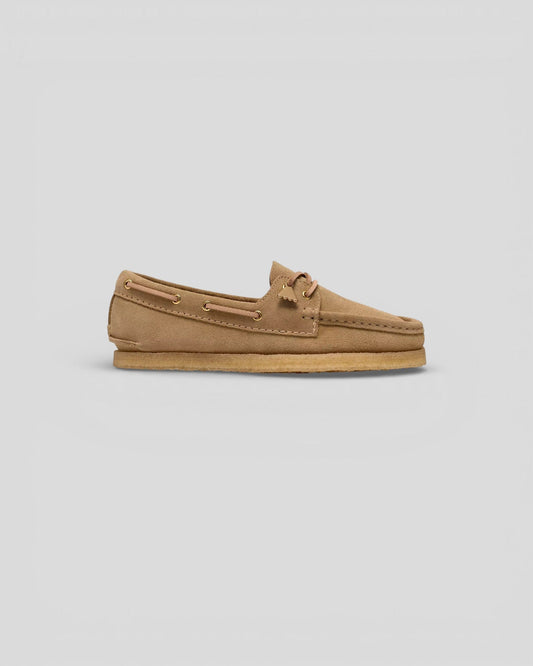 Clarks || Godney Boat - Maple Suede Clarks