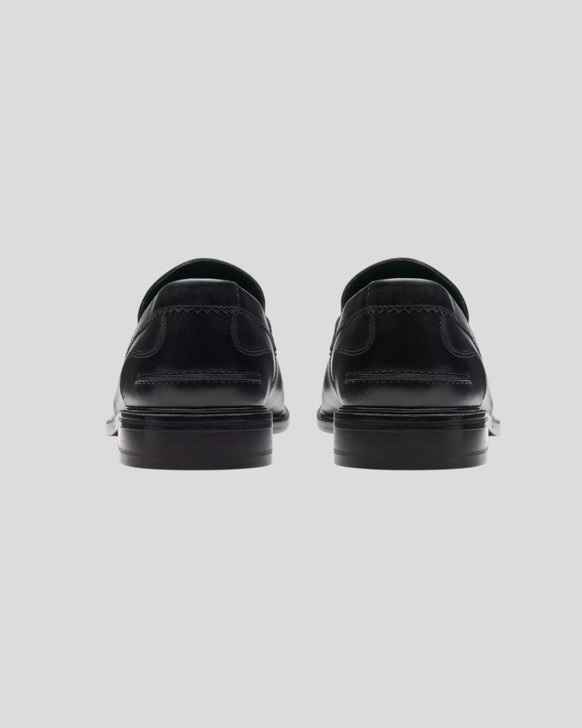 Clarks || Craft James Lo Leather - Black Clarks