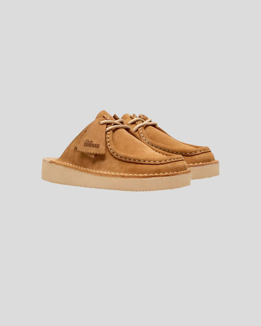 Clarks || Nomad Mule - Tan Suede Clarks