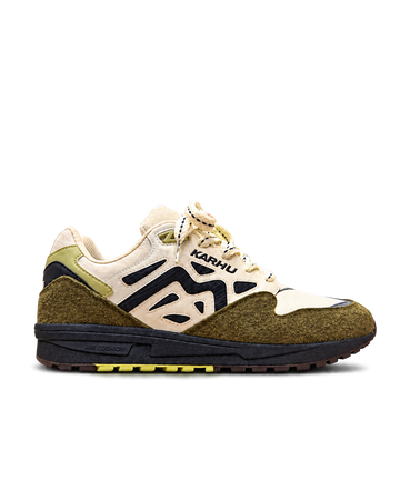 Karhu || Legacy 96 – Avocado/Chocolate, vue de profil avec ombre naturelle
