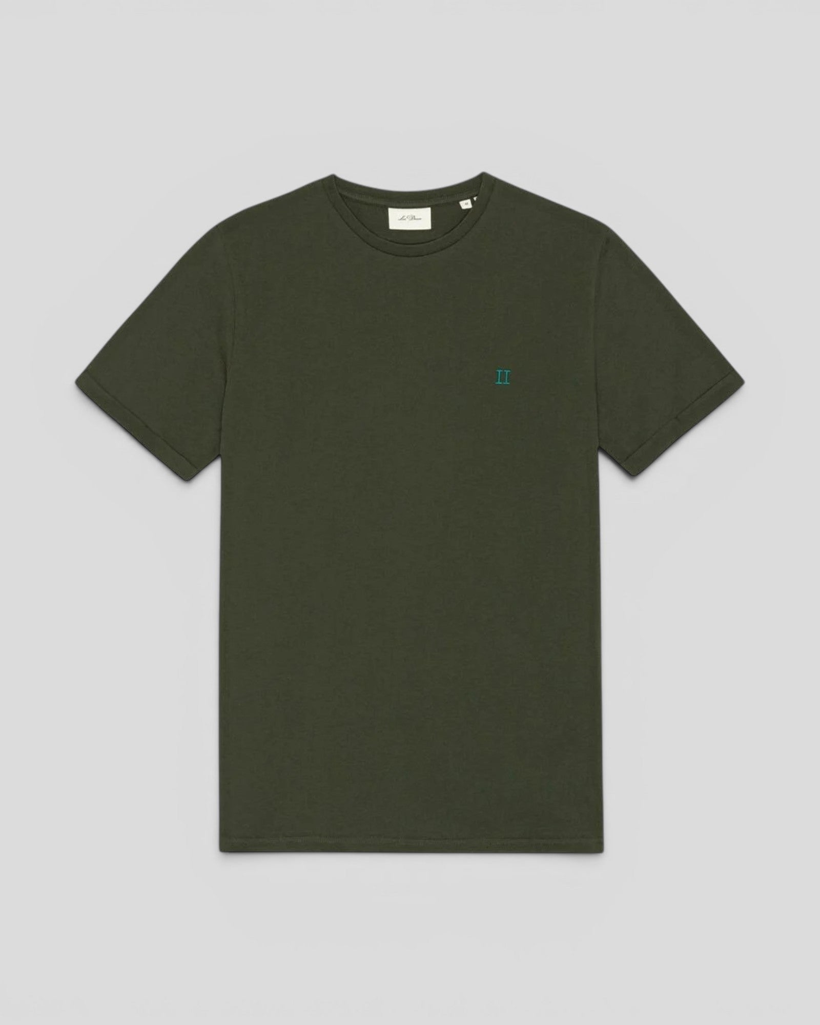Les Deux || Core Seasonal T-Shirt - Rosin Green Les Deux