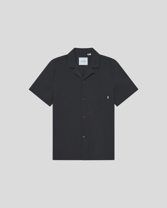 Les Deux || Lukas Crisp SS Shirt - Black Les Deux