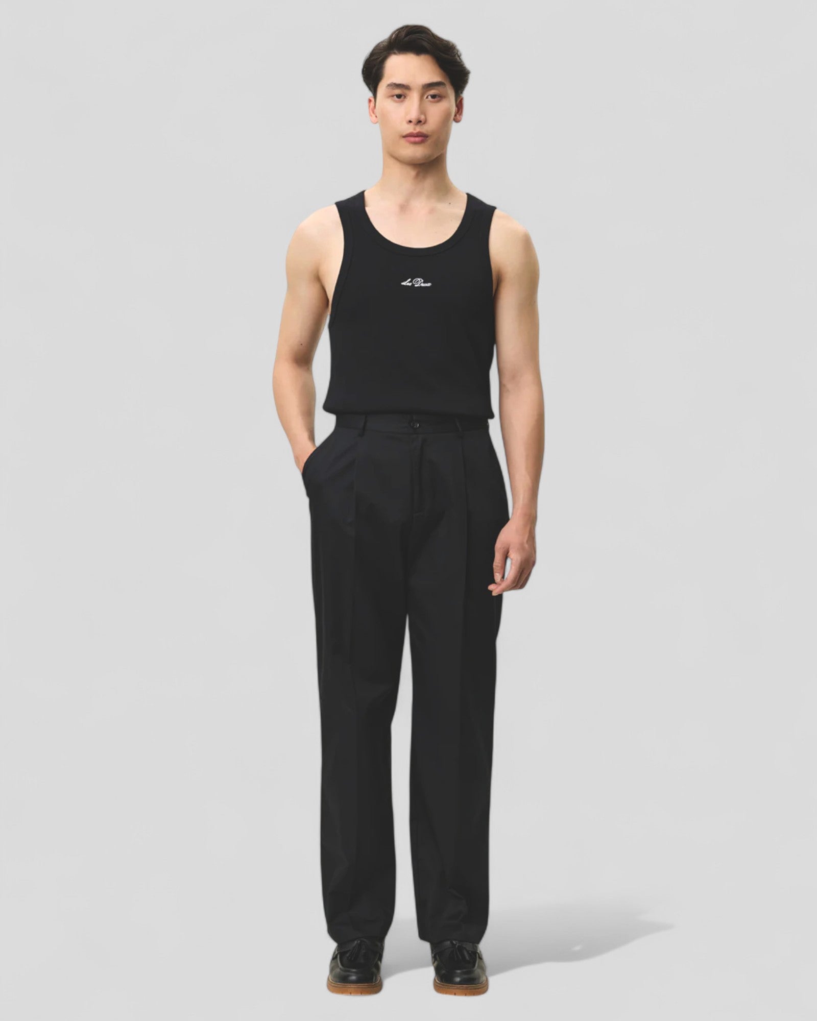 Les Deux || Reece Pleated Heavy Twill Pants - Black Les Deux