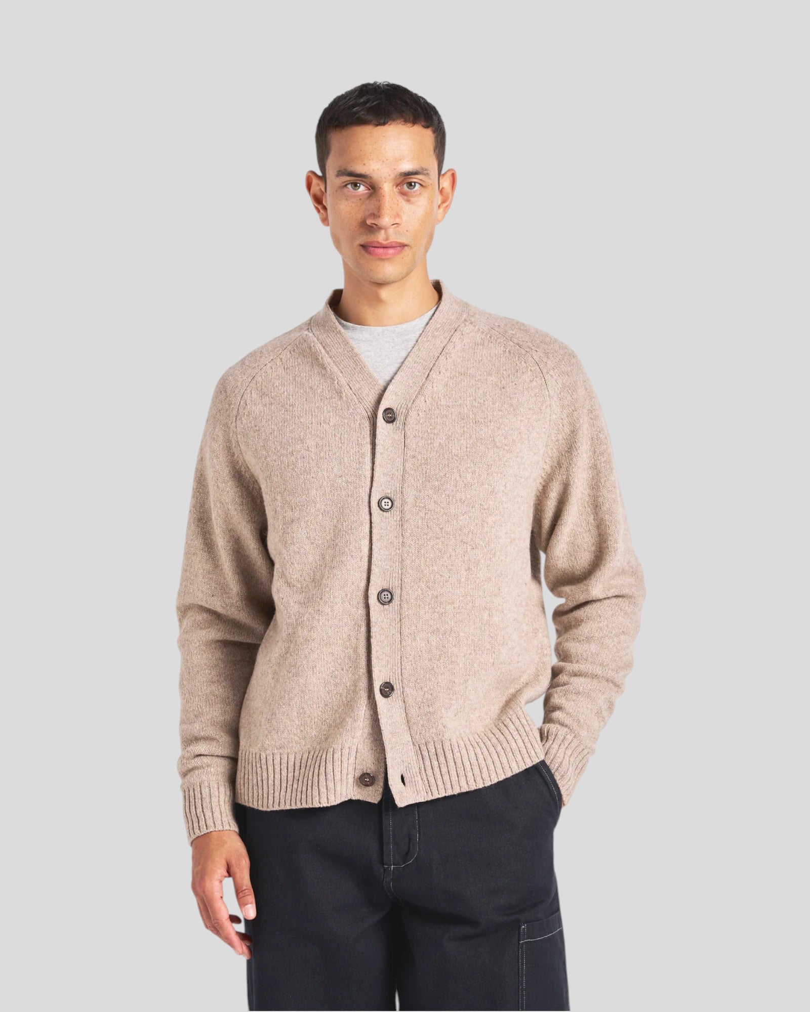 Universal Works || David Cardigan Wool - Fawn Universal Works