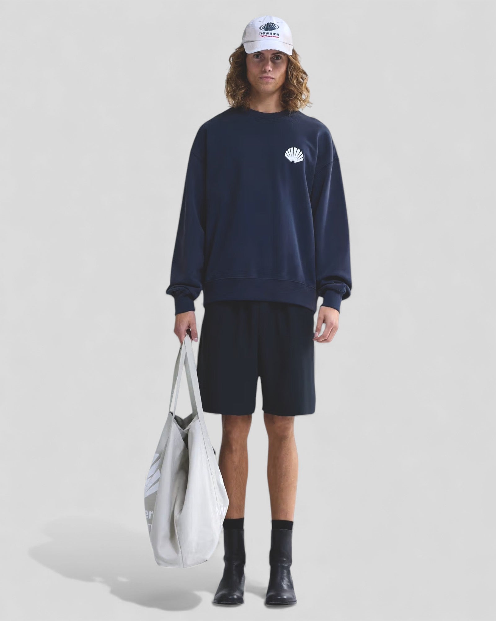 New Amsterdam || Logo Crewneck - Navy New Amsterdam