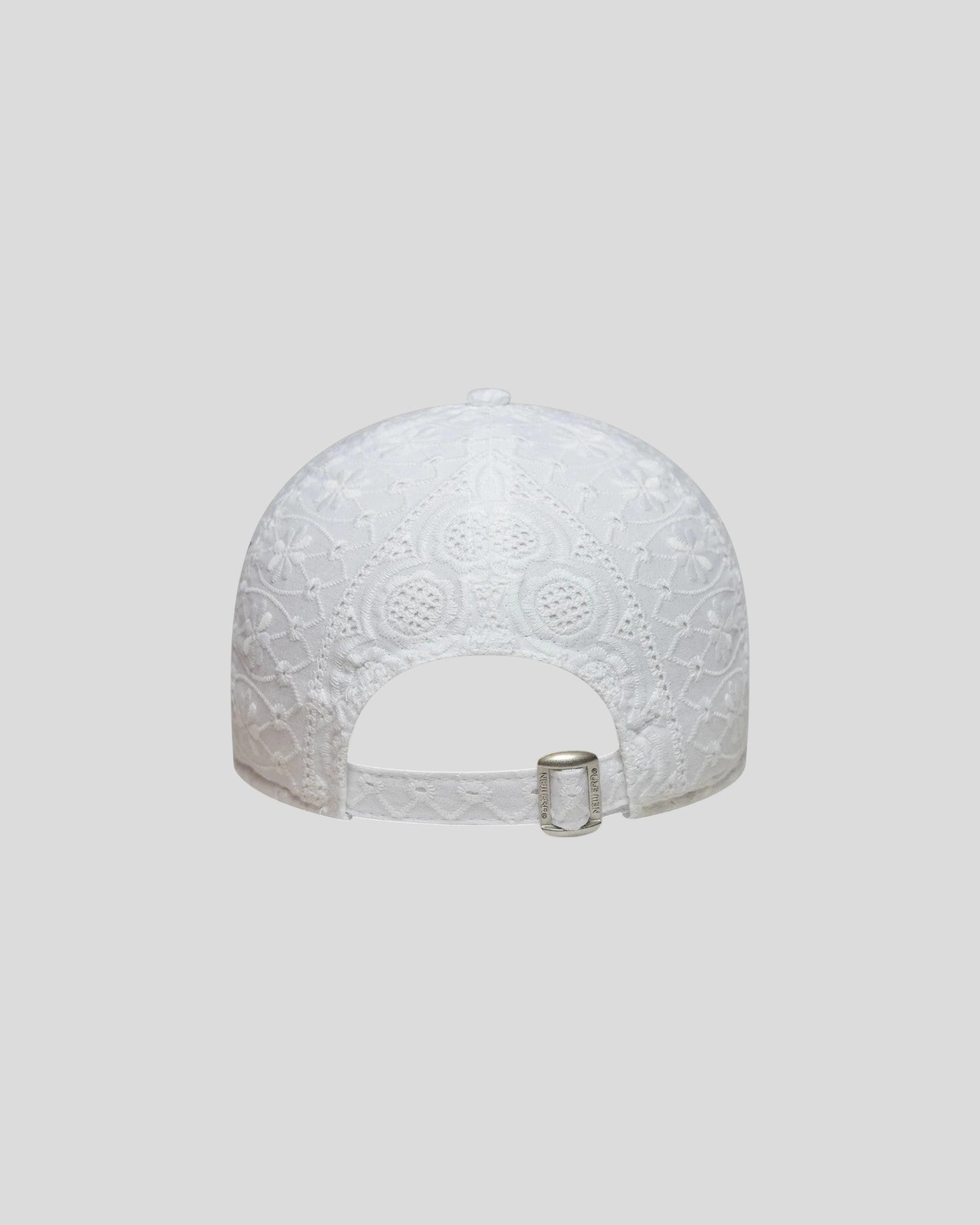 New Era || Broderie 9Twenty Neyvan - White New Era