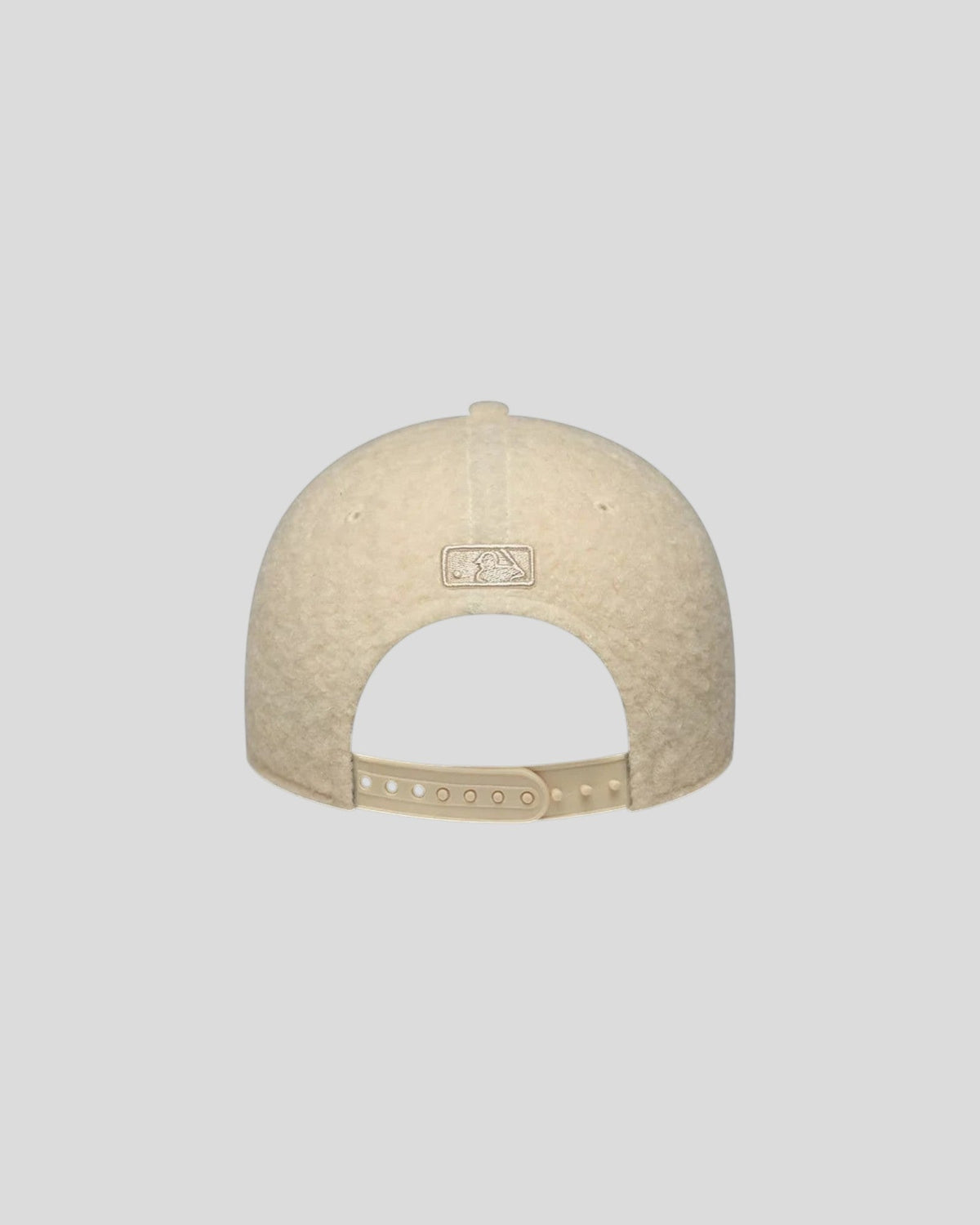 New Era || 9Forty Winter Borg - Crème New Era